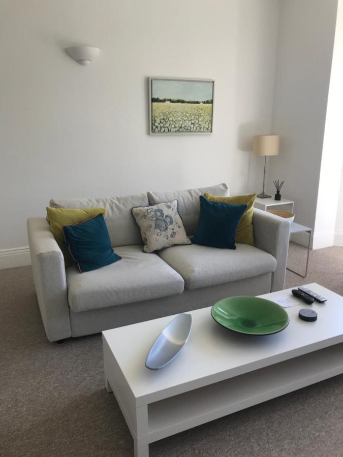 Tree Tops Apartment In Tunbridge Wells Esterno foto